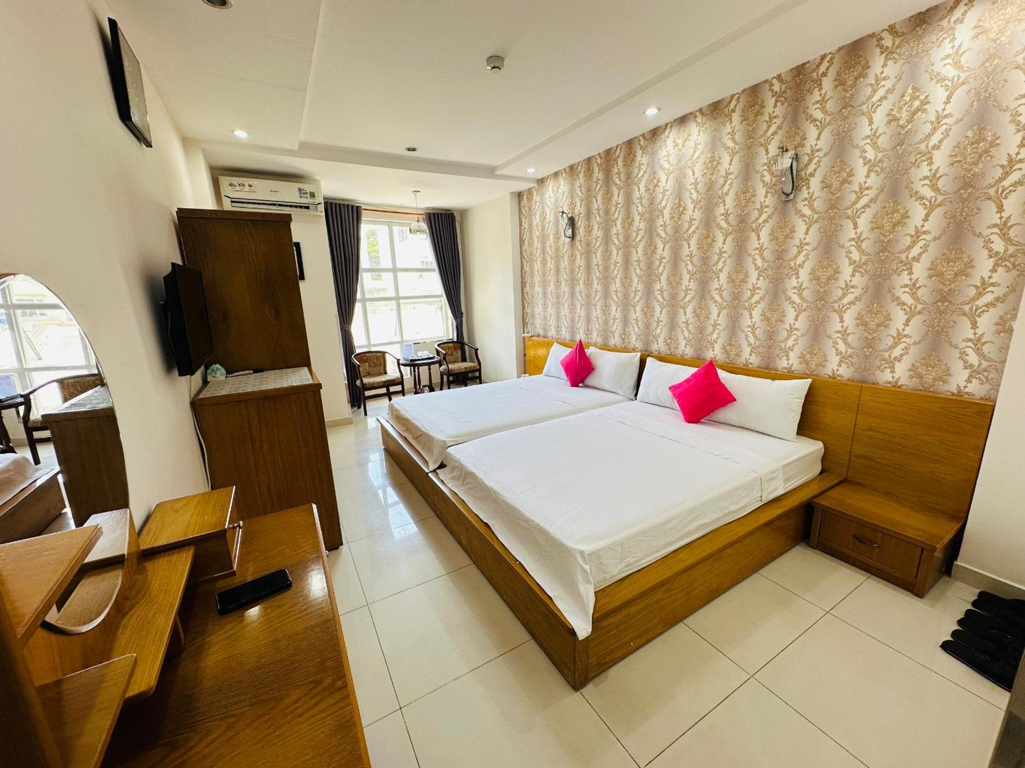 Redflower Hotel Хошимін Екстер'єр фото